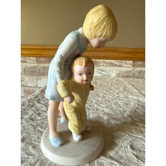 Helping Hands from A Childs World' by Frances Hook 1980 Roman Inc #2091 - Picture 3 of 16